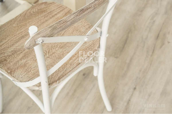 Vinilam Ceramo Cork 8мм 8875-EIR Дуб Цюрих фото 10 | FLOORDEALER